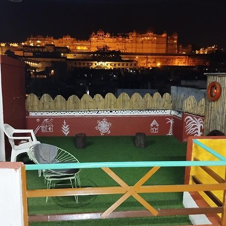 City And Palace View Guest House Udaipur Eksteriør bilde